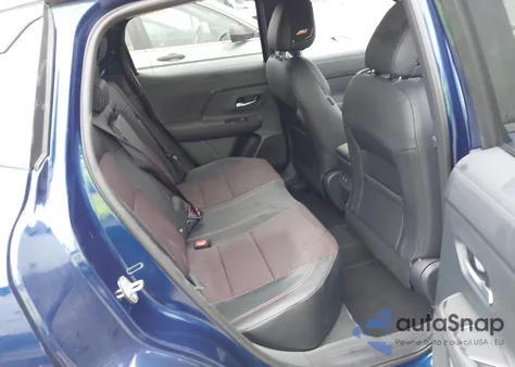 2025 Nissan Kicks Sr Intelligent Awd z USA, uszkodzony, nr VIN 3N8AP6DD7SL403919